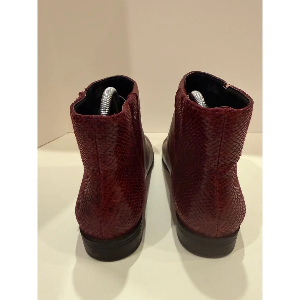 Comfortview Burgundy Faux‎ Leather Snake Embossed Zipper Ankle Boots Womens